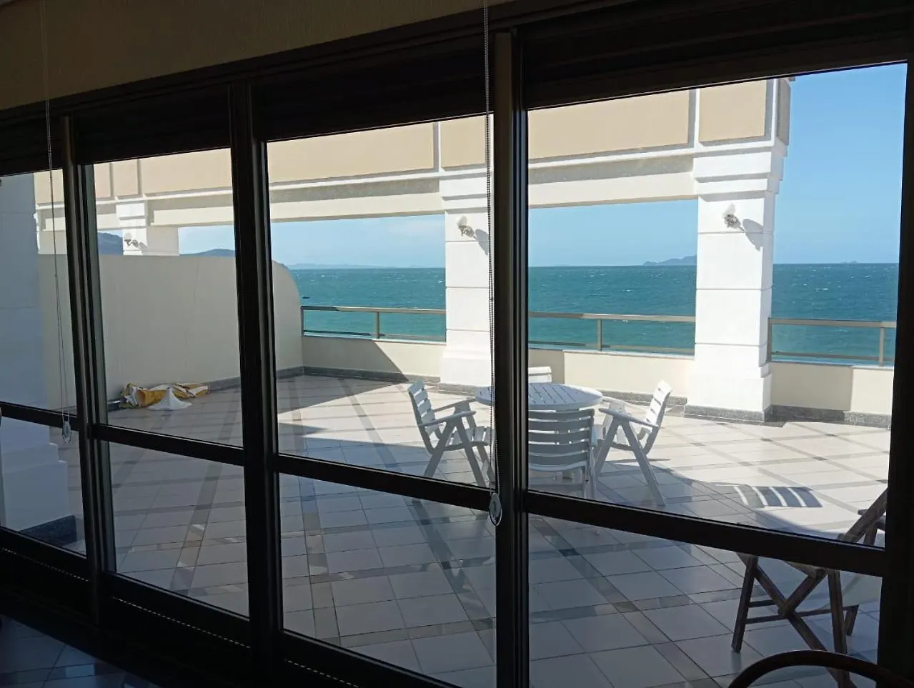 Cobertura Aparthotel Frente Ao Mar Florianopolis