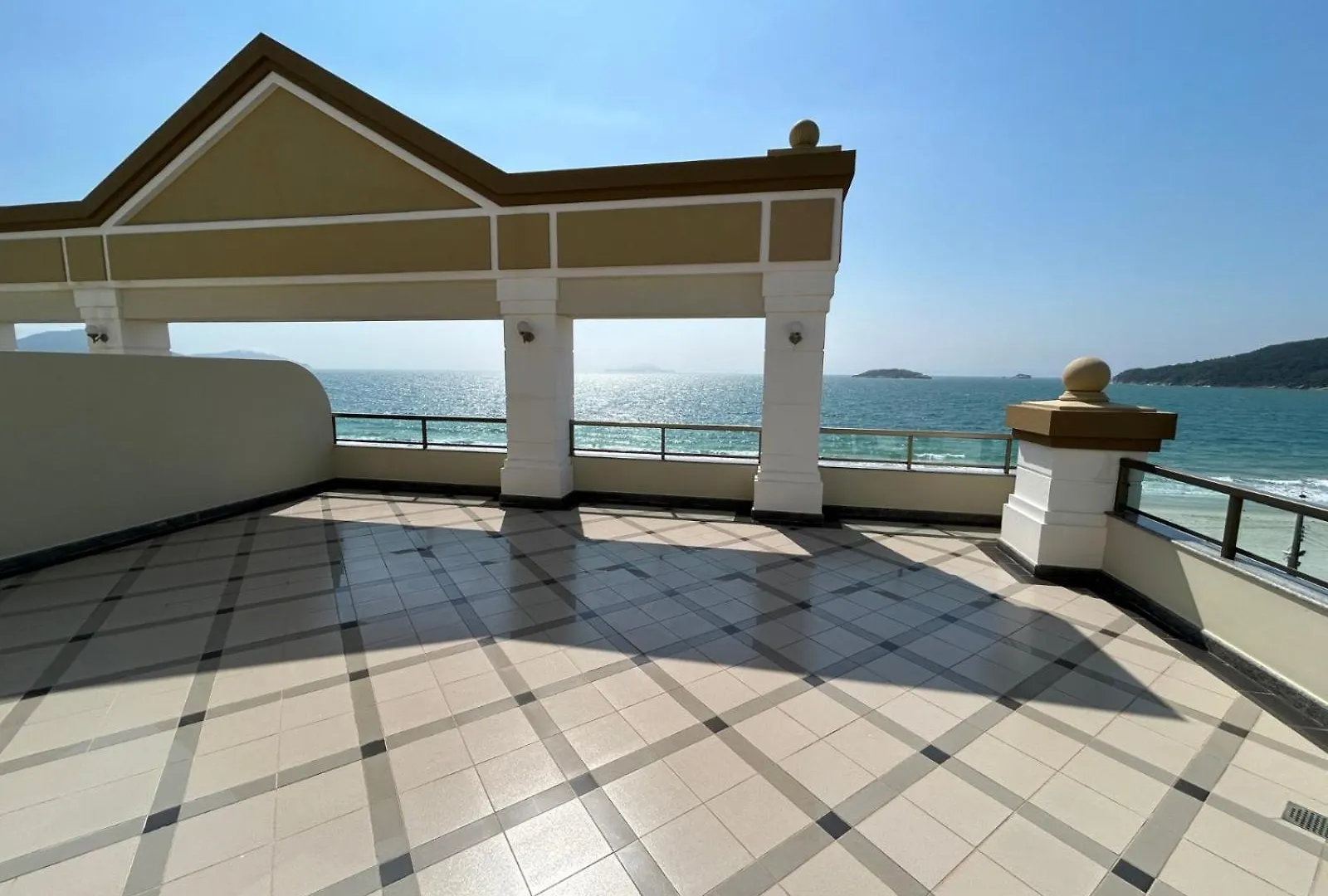 Cobertura Aparthotel Frente Ao Mar Florianopolis